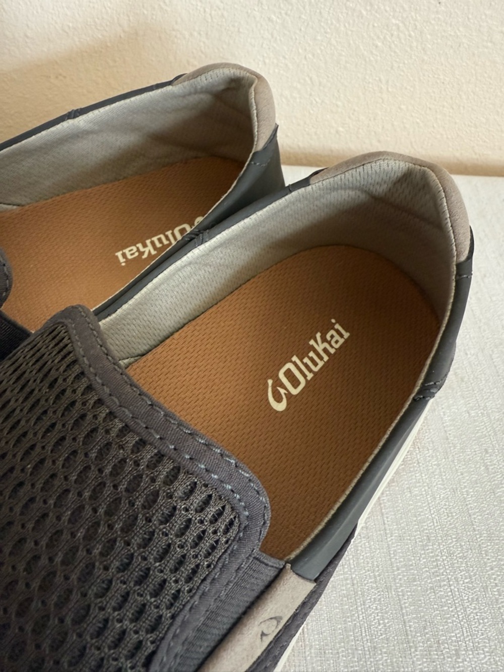 Olukai Lae’Ahi Men's Slip-On Mesh Casual Shoes - Charcoal - Picture 8 of 14